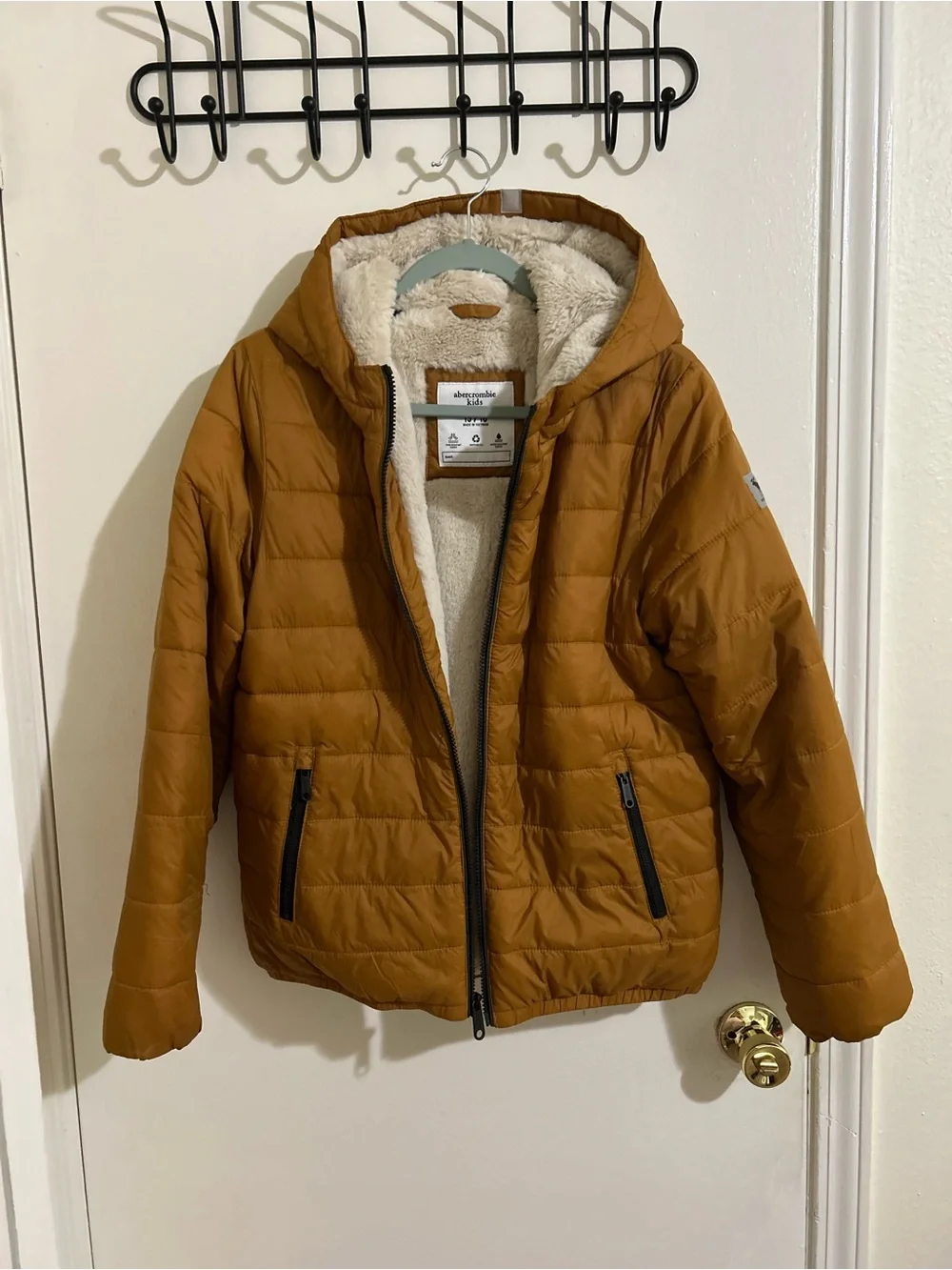 abercrombie kids Hooded Quilted Puffer Jacket in Caramel Brown size 15/16